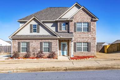 Main picture of 30 Springer Pkwy