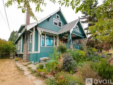 Main picture of 5265 NE 14th Pl