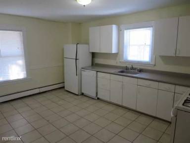 Main picture of 114 Woodstock St