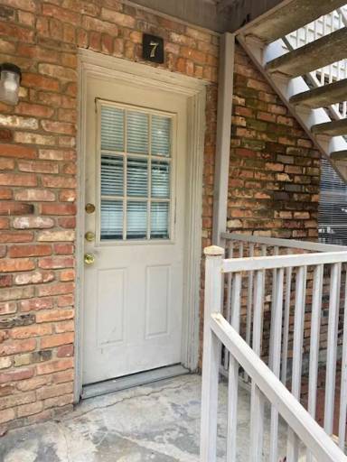 Main picture of 903 Haynes St