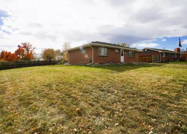 Main picture of 2500 Westchester Dr