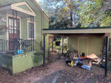 Main picture of 635 Belvoir Hts