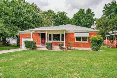 Main picture of 1729 Kennedy Rd