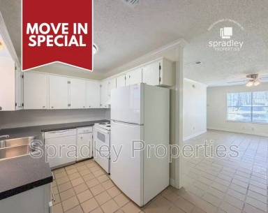 Main picture of 1027 N Wall St