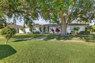 Main picture of 1010 SW 2nd St