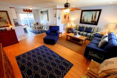 Main picture of 4026 Venus St