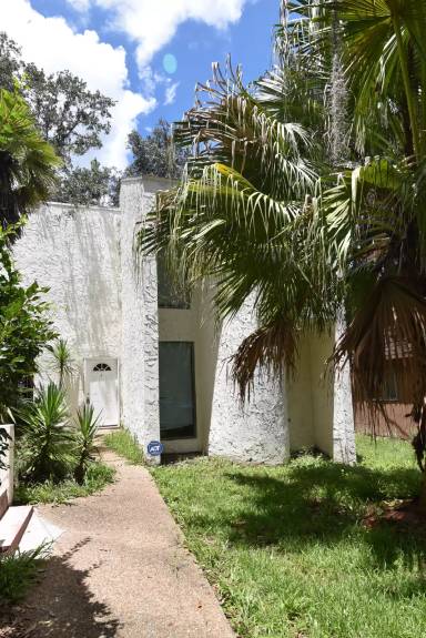 Main picture of 1942 Larette Drive - C