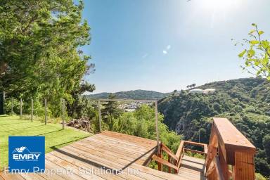 Main picture of 4005 Canyon Dell Dr