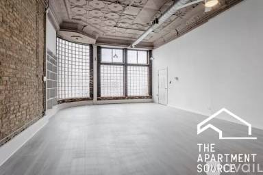 Main picture of 1621 N Kedzie Ave