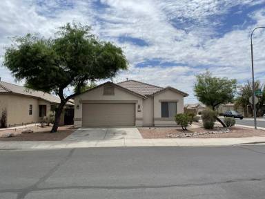 Main picture of 12521 W Lincoln St