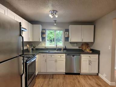 Main picture of 3825 34th Ave W