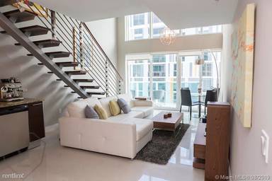 Main picture of Brickell on the River North