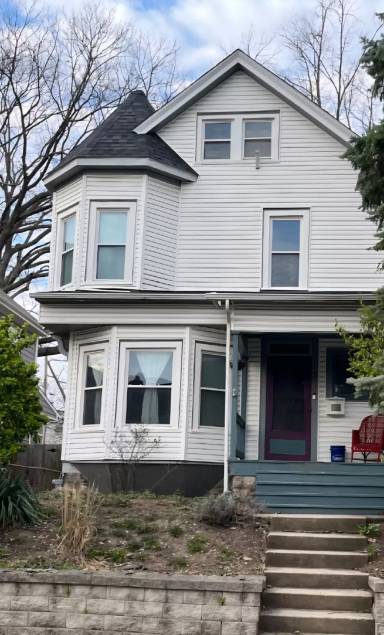 Main picture of 236 E Maynard Ave