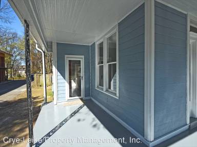 Main picture of 227 N Willett St