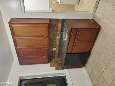 Main picture of 220 51st St