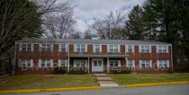 Main picture of 733 Clermont Ave