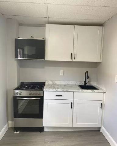 Main picture of 1682 Harrison St