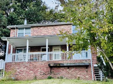 Main picture of 329 Cedarcreek Dr