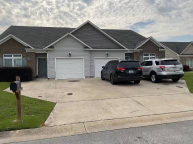 Main picture of 2213 Remington Ct