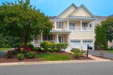 Main picture of 12131 Landings Blvd