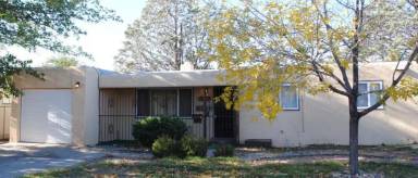 Main picture of 2209 Glorieta St NE