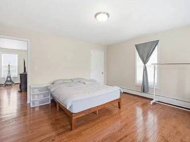 Main picture of 25 East St