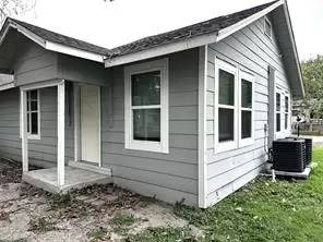 Main picture of 4318 1st St