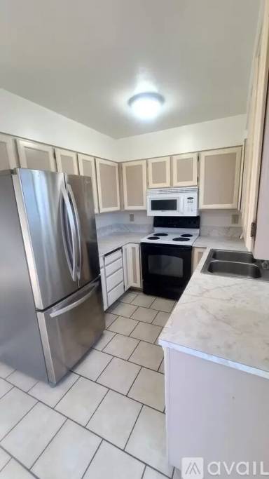 Main picture of 945 Buchanan Ave
