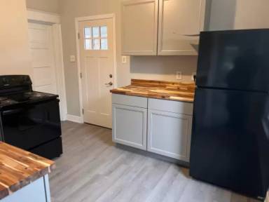 Main picture of 4317 Rhodes Ave