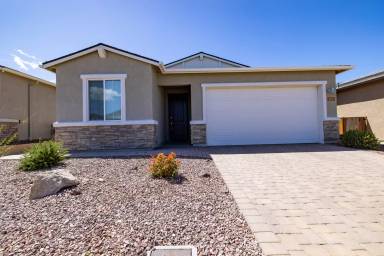 Main picture of 1385 Warbler Way