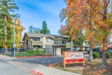 Main picture of Santiam Village Apartments
