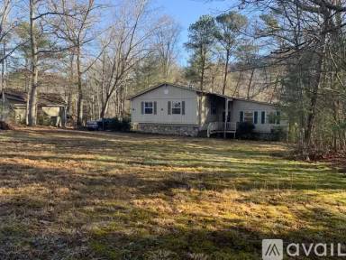 Main picture of 8 Jean Dr