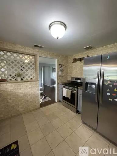 Main picture of 4001 W Ewing Dr