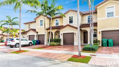 Main picture of Ives Dairy Townhomes