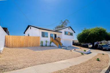 Main picture of 2472 Calle Tortuosa