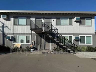 Main picture of 911 H St