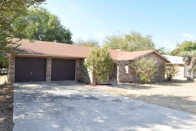 Main picture of 1103 Trimmier Rd