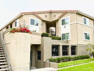 Main picture of 7545 Charmant Dr