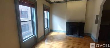 Main picture of 33 Maiden Ln