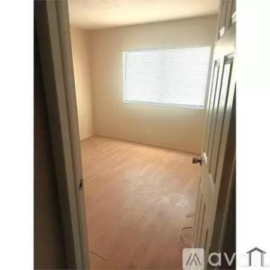 Main picture of 108 E Tiffany Dr