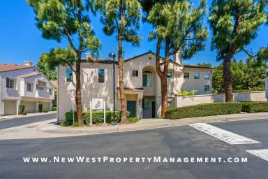 Main picture of 5522 Renaissance Ave