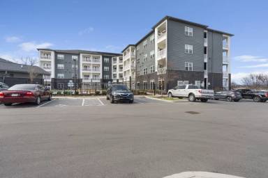 Main picture of The Ontario City Side