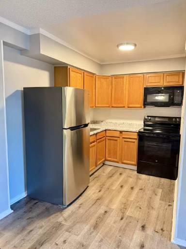 Main picture of 6014 Springfield Ave