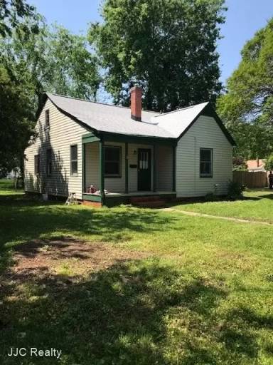Main picture of 6 Logan Ct