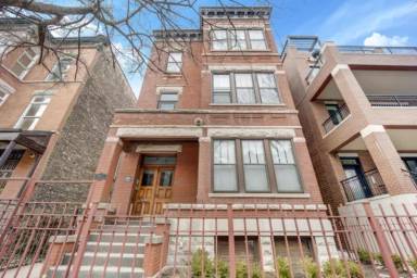 Main picture of 854 W Wrightwood Ave