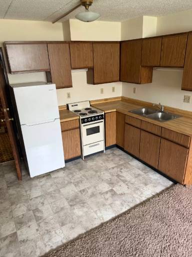 Main picture of 431 W Main St