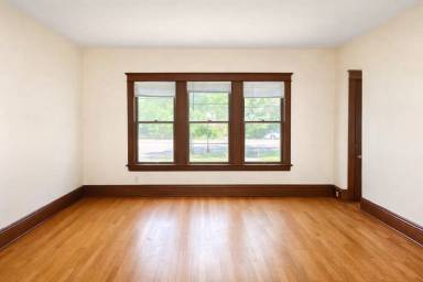 Main picture of 1872 Marshall Ave