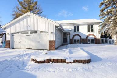 Main picture of 2115 Brook Trails Ct SE