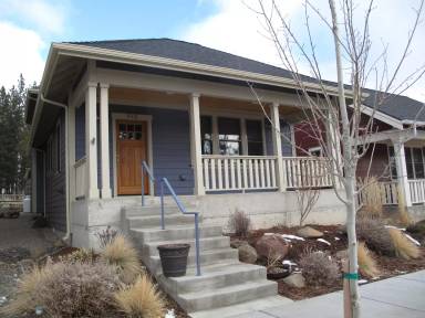 Main picture of 918 E Black Butte Ave