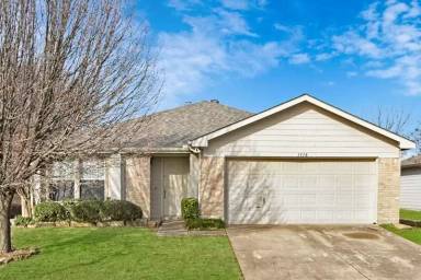 Main picture of 1118 Water Oak Way